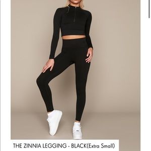 +FREE GIFT!🖤 TALA BLACK LEGGINGS